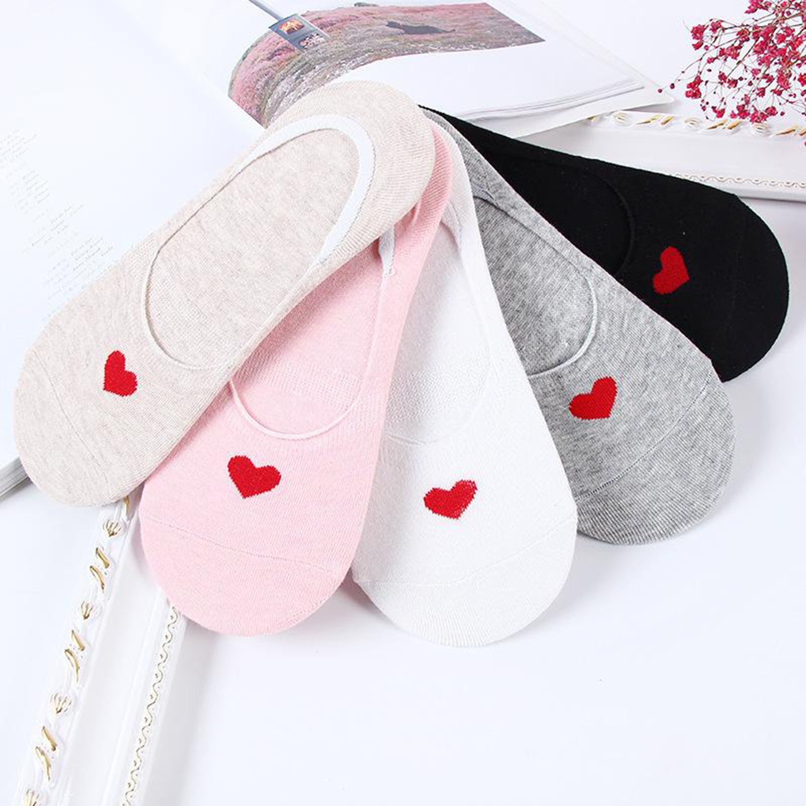 Women's 5 Pairs No Show Invisible Socks Non Slip Casual Socks Love Heart