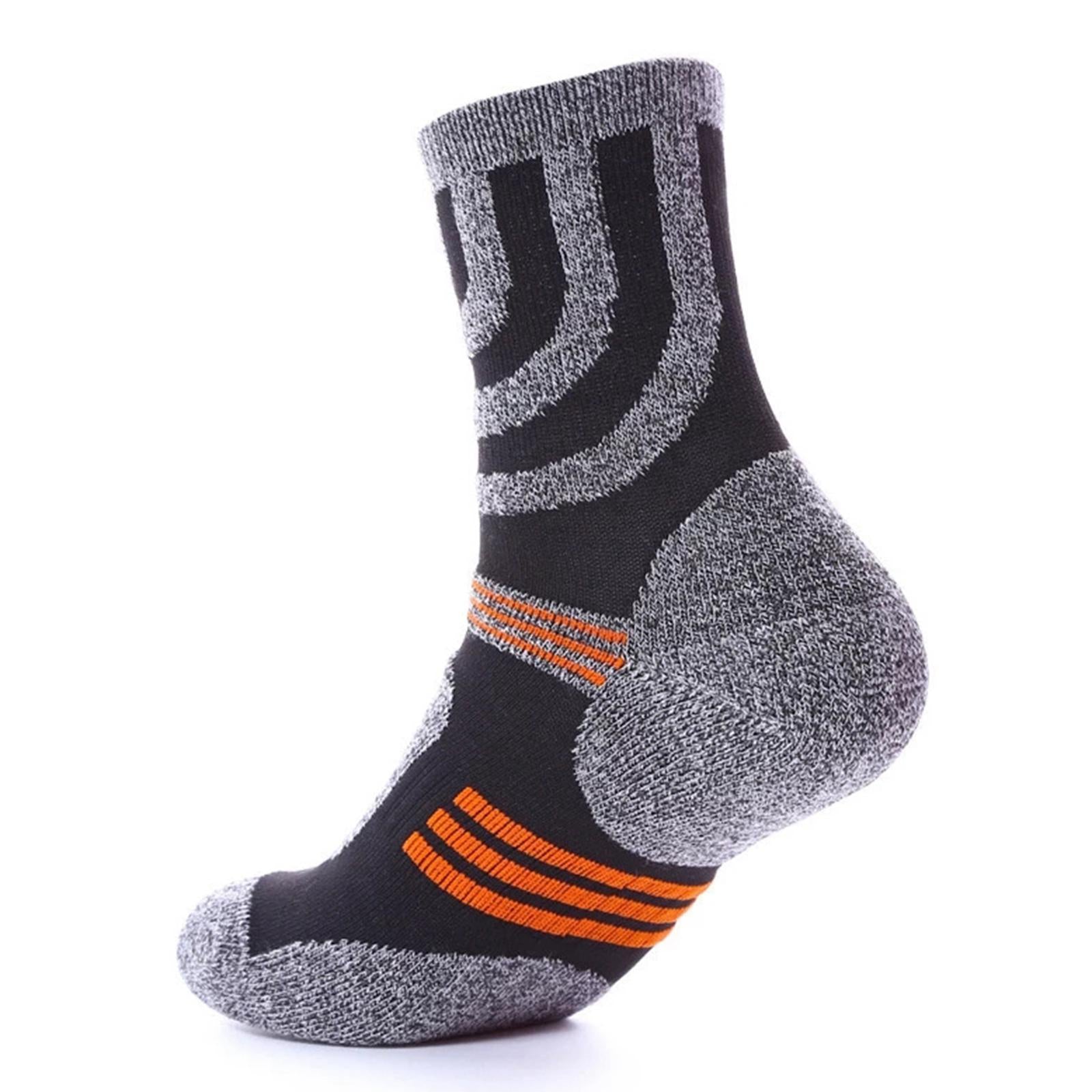 Men Running Sport Socks Snow Socks Seamless Sleeping Fuzzy Socks gray black