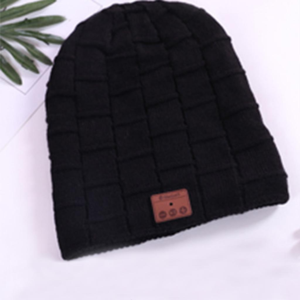 Bluetooth Warm Headset Music Plush Hat Skull with Headphone Speaker