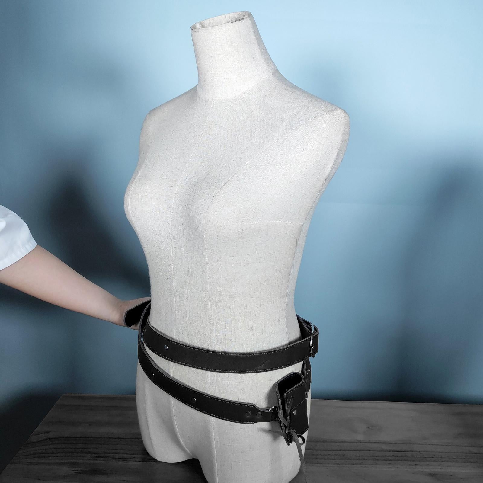 Medieval Costume Lace Up Sword Holster Knight Belt Rapier Scabbard Holder Black