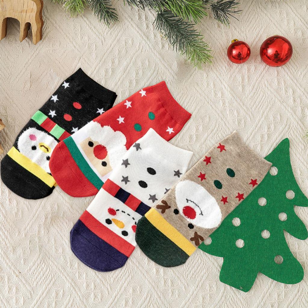 4 Pair Novelty Low Crew Socks Chrismas Short Sock Stars Background
