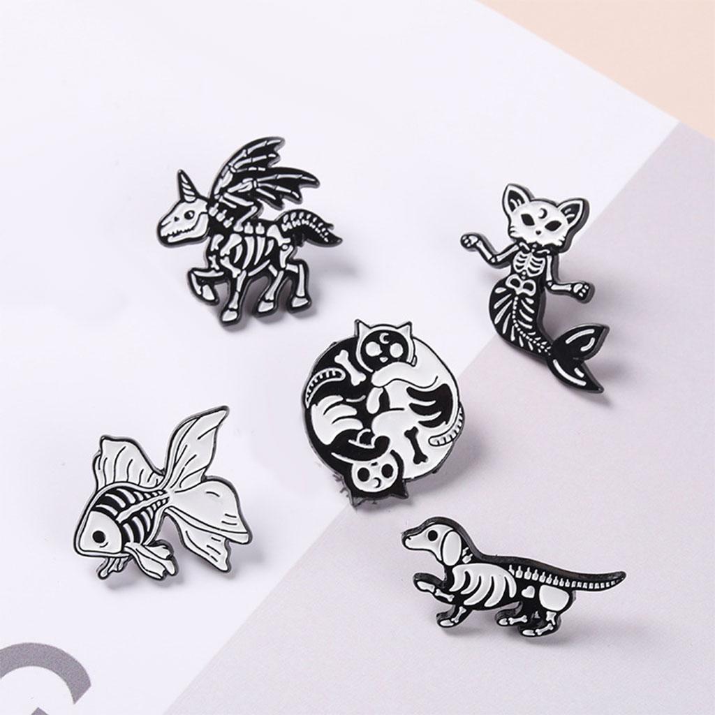 5 Pcs Skull Badges Lapel Pins for Bags Purses Costumes Party Prom Decorative