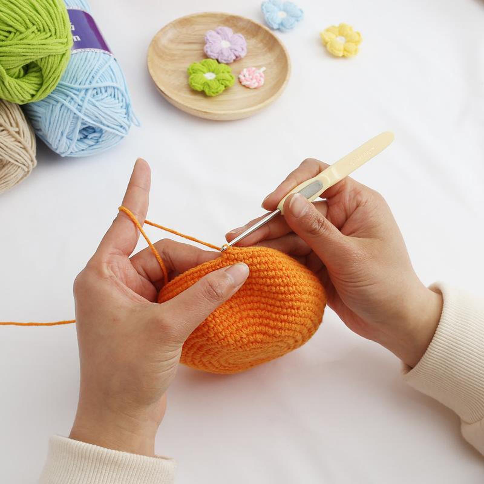 Aluminum Heads Hooks Crochet Comfortable Silicone Handle for Arthritic Hands Black