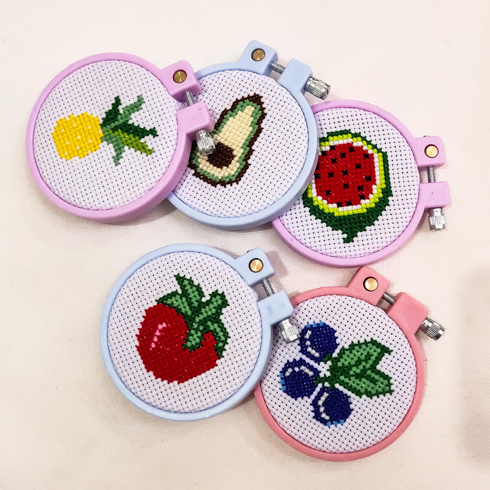 Kids Traditional Cross Stitch Kit Childrens Sewing Set Easy Pattern 6pcs
