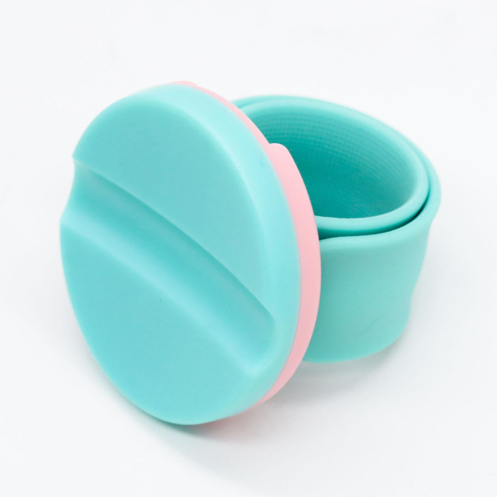 Magnetic Wrist Pin Holder and 40Pcs Sewing Pins Wrist Strap Cushion Green