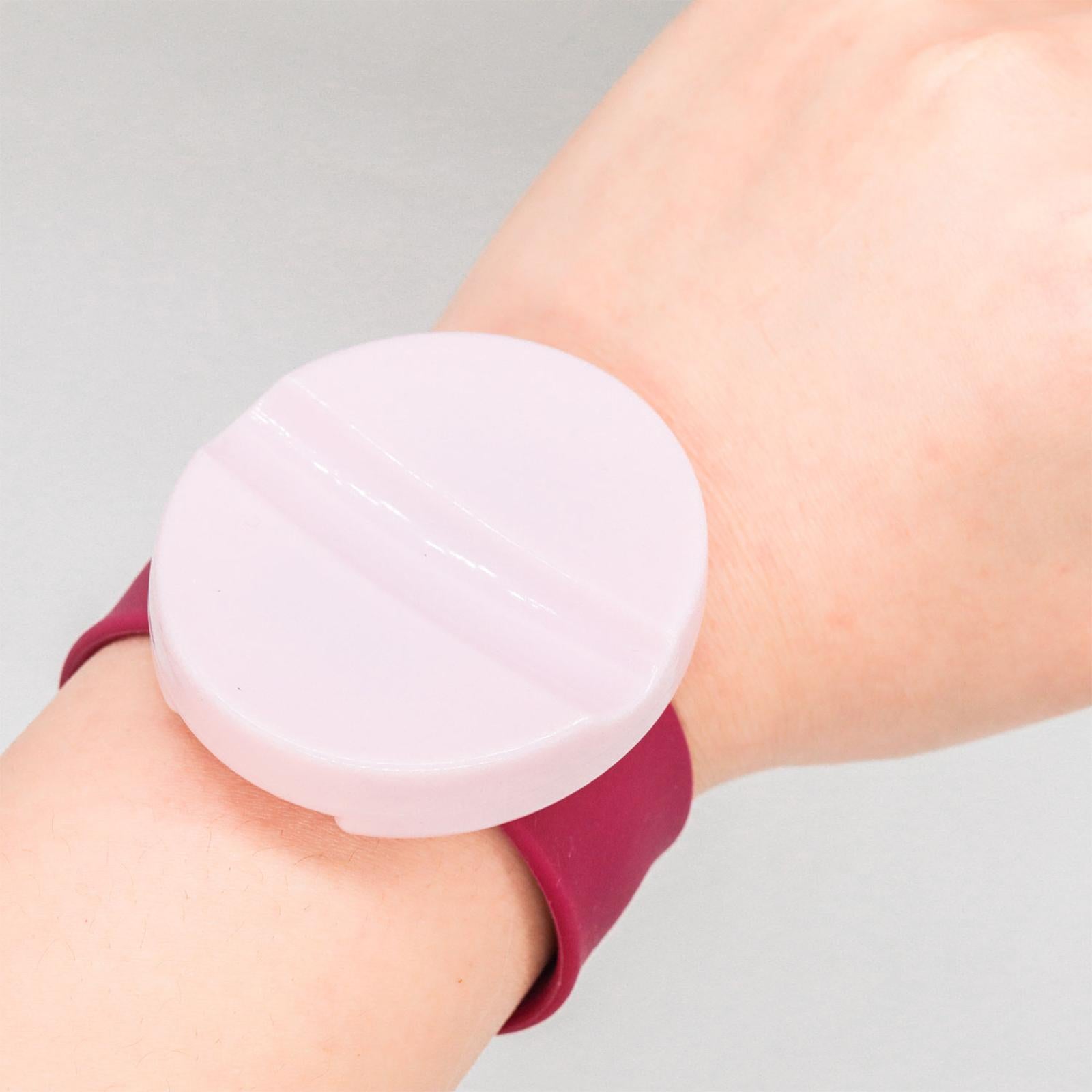 Magnetic Wrist Pin Holder and 40Pcs Sewing Pins Wrist Strap Cushion Red