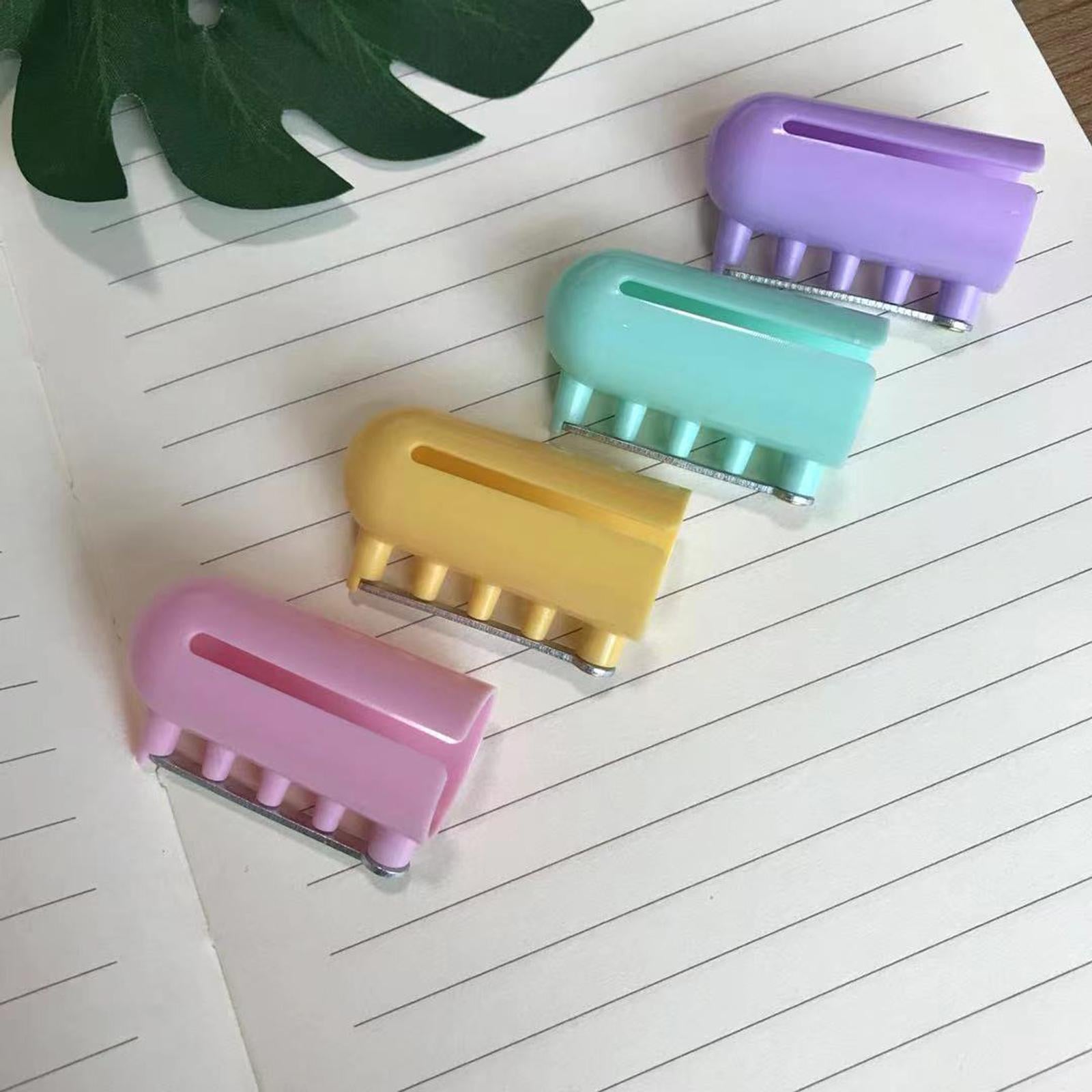 4Pcs Yarn Guide Knitting Thimble Yarn Tool for Sweater Knitting Accessories