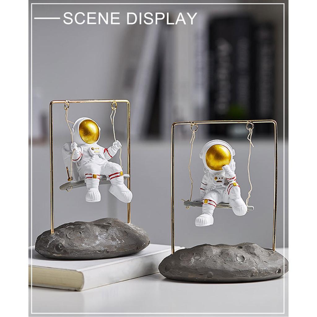 Spaceman Ornament Home Decoration Present Astronaut Figure Statue Style 1