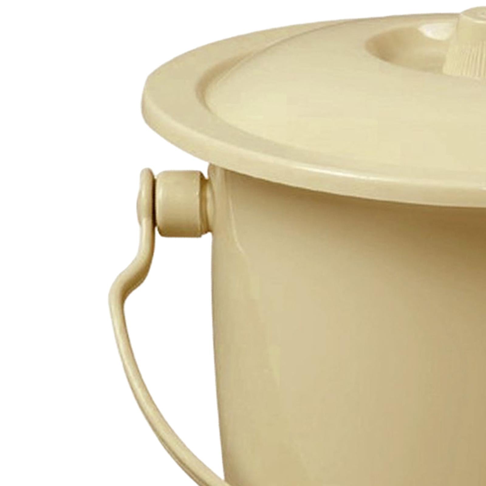 Chamber Pot with Lid Bedpan Spittoon Indoor with Handle Urine Bucket Light Yellow