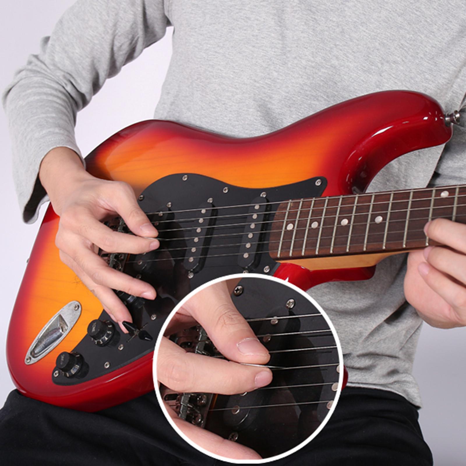 20x Guitar Picks Thumb Protectors and Picks Storage Case for Bass Ukulele