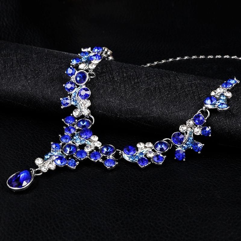 3 in 1 Set Ladies Fashion Prestige Temperament Rhinestone Wreath Necklace Long Earrings Jewelry (Blue)