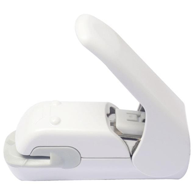KOKUYO Creative Student Stationery Environmental Friendly Needle Embossed Stapler (White)