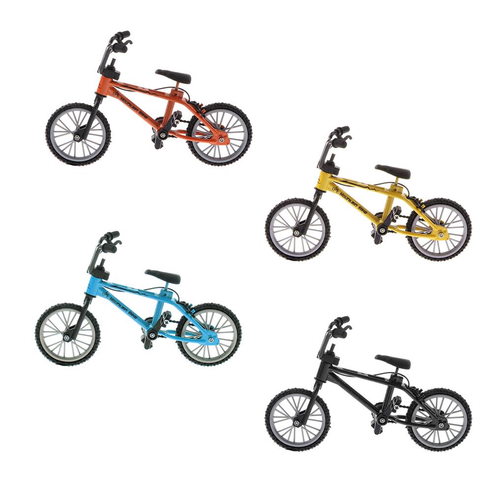 4 Pieces 1:24 Mini Alloy Finger Bicycle Diecast Model Desk Gadget Toys