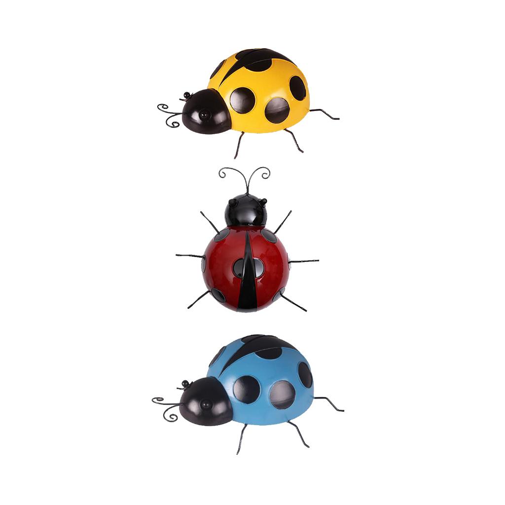 3Pcs Mini Metal Ladybug Fence Hanger Wall Hanging Outdoor Garden Decor 10cm