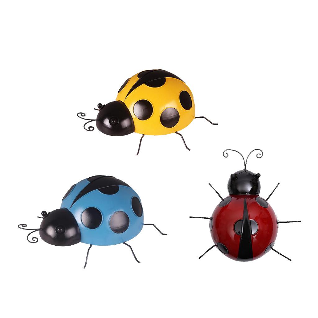 3Pcs Mini Metal Ladybug Fence Hanger Wall Hanging Outdoor Garden Decor 10cm