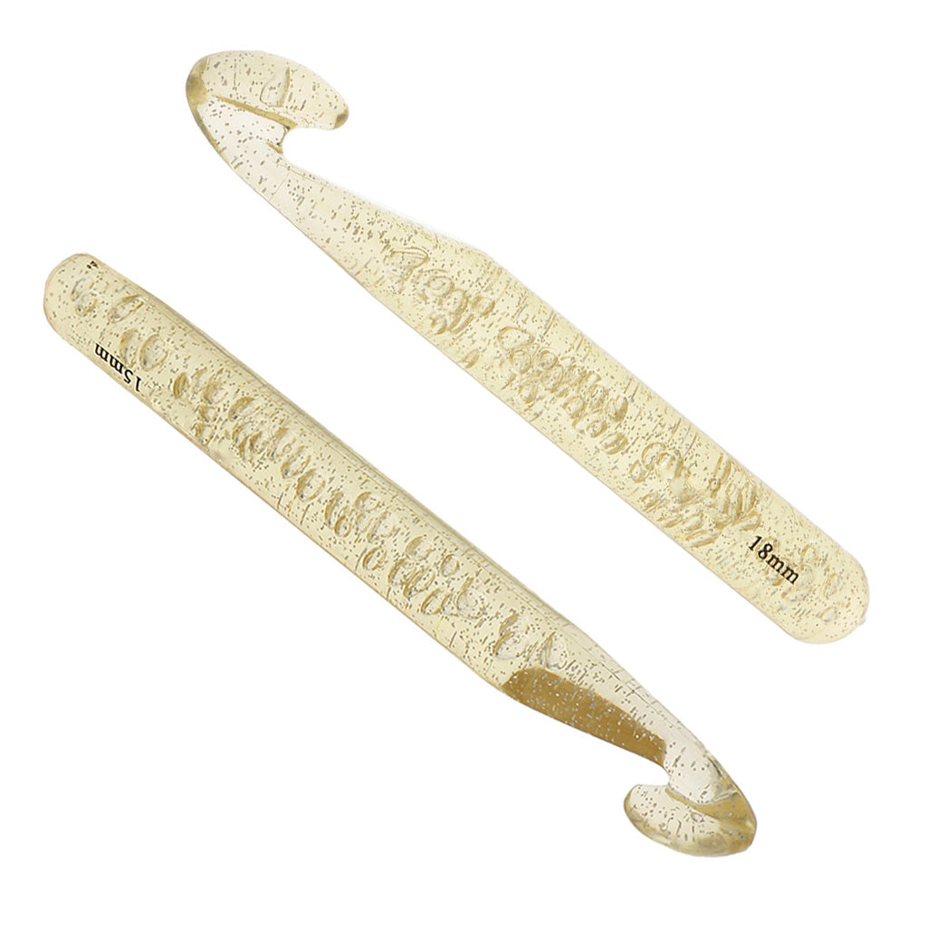2Pcs Large Plastic Crochet Hook Knitting Needles Sewing Tools Gold 15mm 18mm