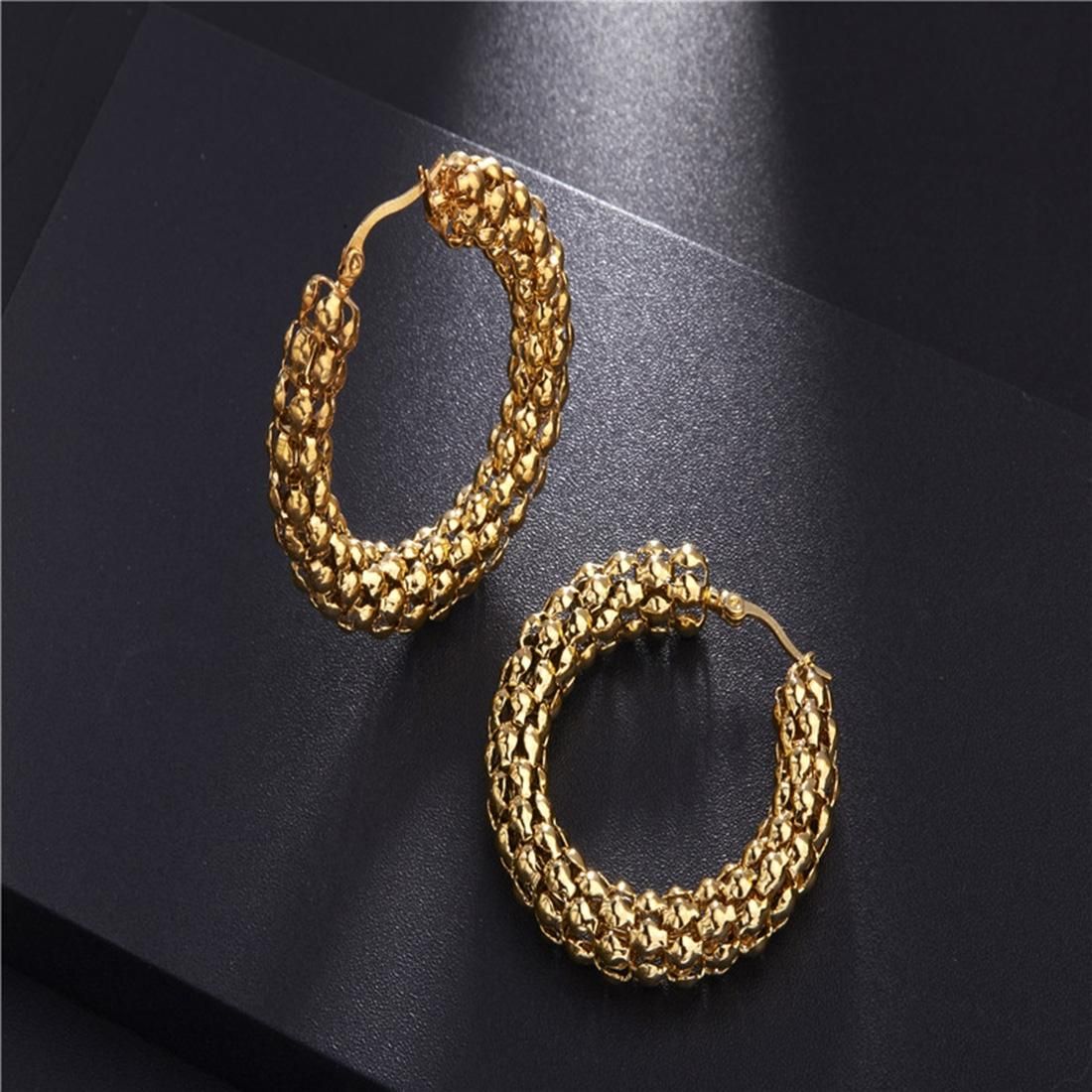 Women Wedding Fashion Jewelry Titanium Steel Beaded Shape Hoop Earrings (Gold)