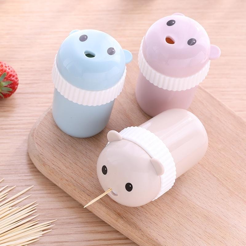 15 PCS Plastic Cartoon Bear Toothpick Box Simple Living Room Household Portable Round Toothpick Holder Random Colour Delivery