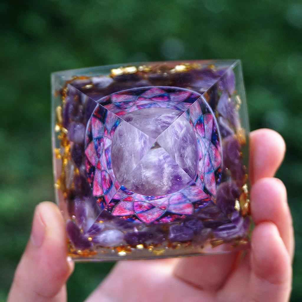 Amethyst Orgone Pyramid Purple Yoga Meditation Crystals Heal Stone Decor