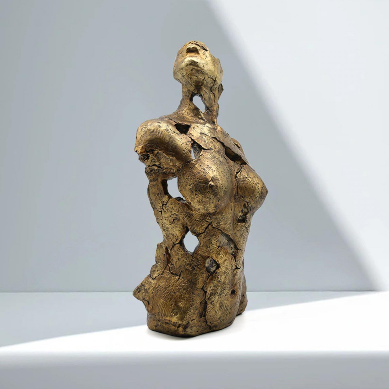 Abstract Sculpture Female Statue Modern Resin Figurine for Home Office Hotel