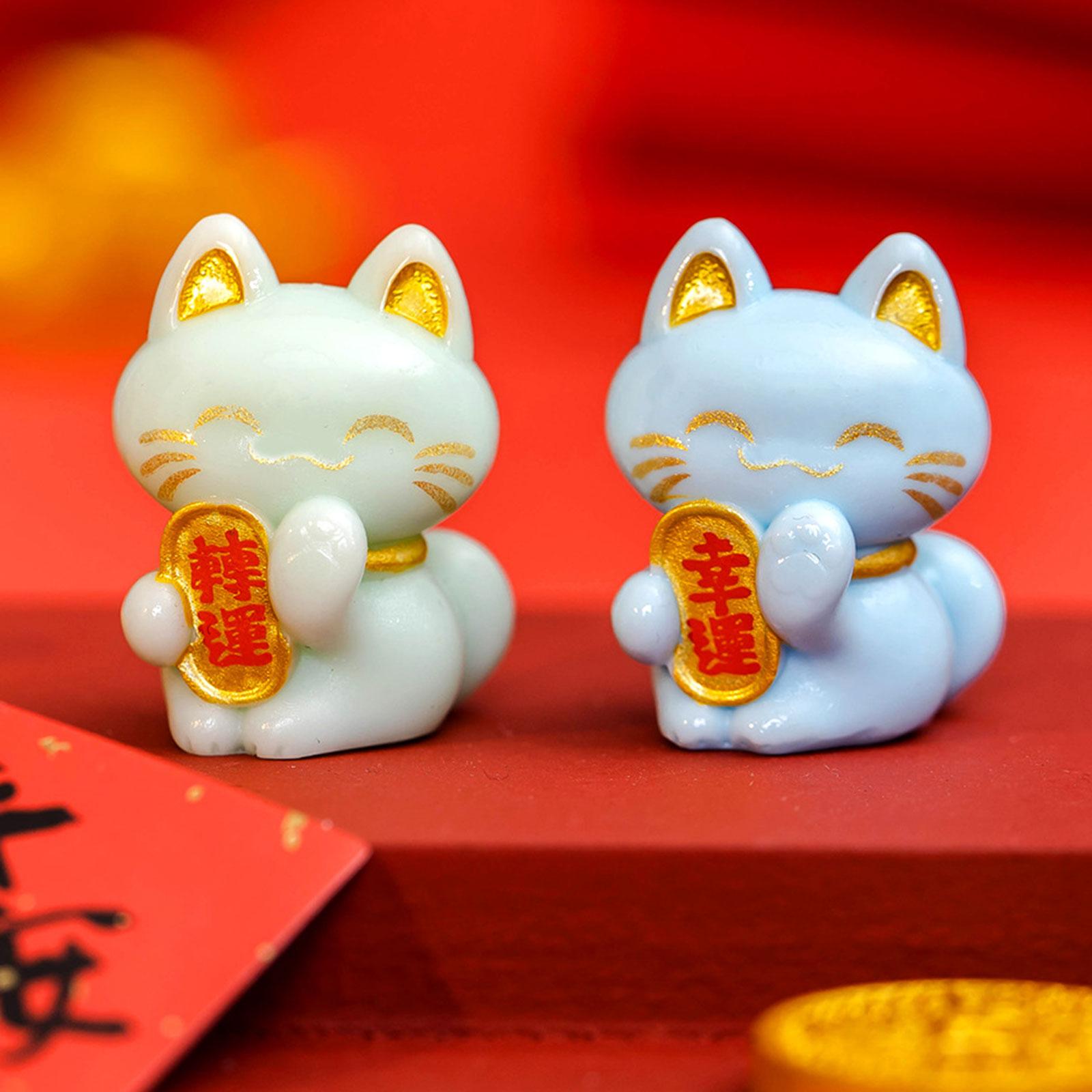 Lucky Cat Statue Resin Cartoon Desktop Ornament for Centerpiece Shelf Office
