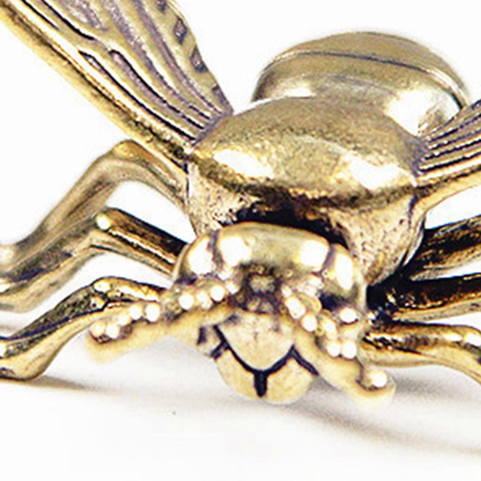 Bee Figurine Tea Pet Metal Small Bee Decoration for Bookself Desk Home Decor