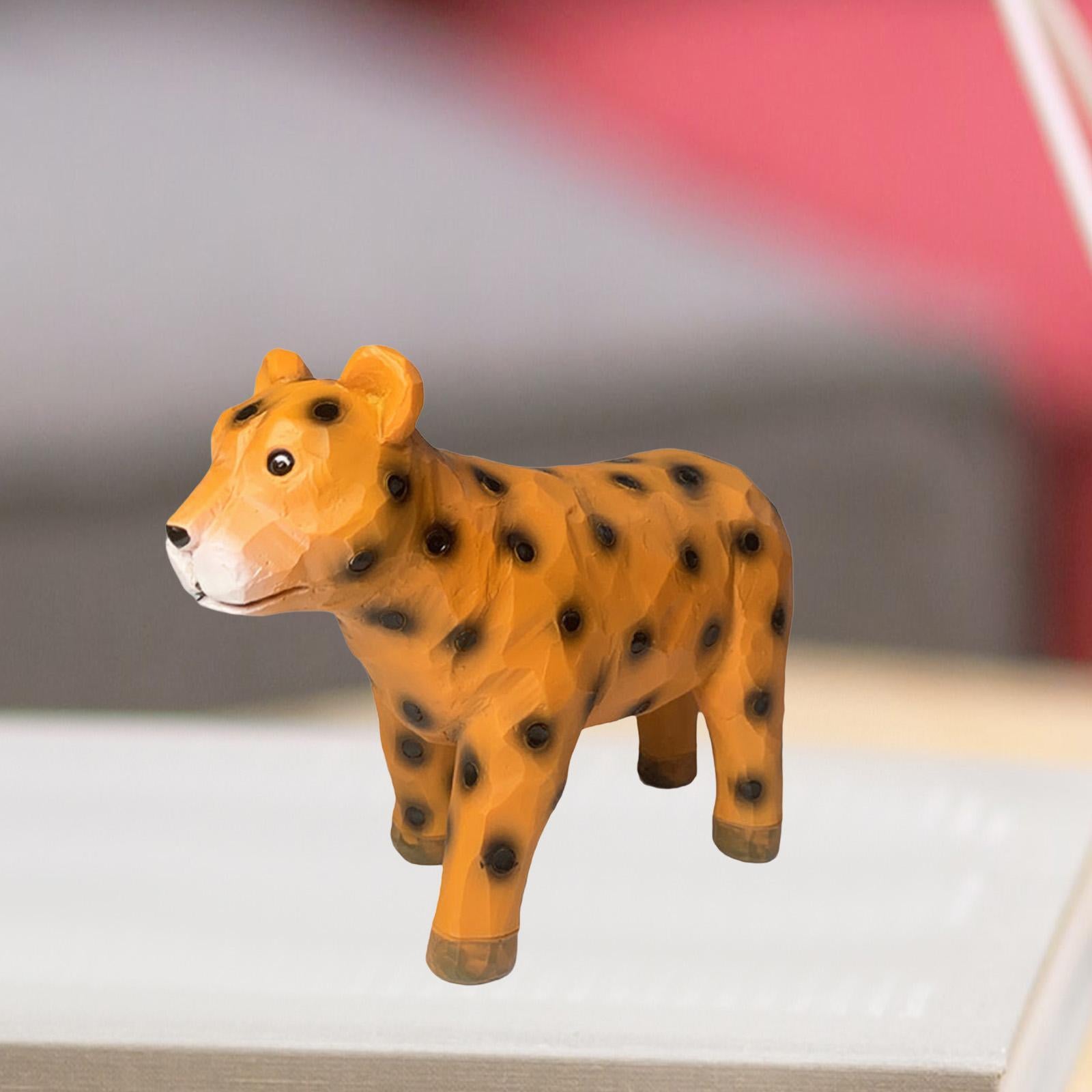 Resin Leopard Model Statue Tabletop Ornament for Yoga Studios, Hotels Modern