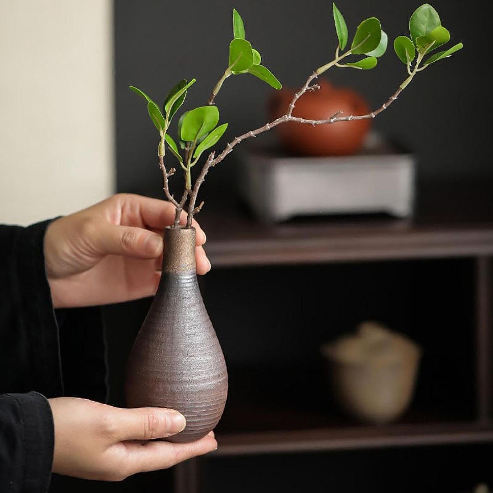 Rustic Ceramic Vase Flowerpot Flower Arrangement for Living Room Table Shelf 6cmx13.2cm