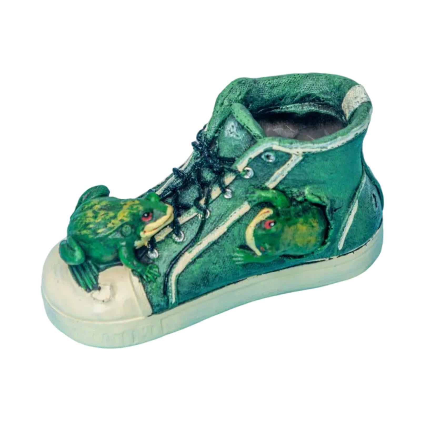 Garden Frog Shoe Statue Cute Resin Animal Figurine for Farmhouse Porch Patio
