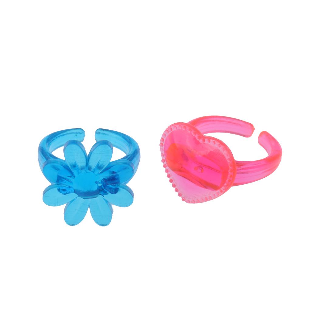 17 Pieces Kids Plastic Rings Jewelry Pretend Play Toys Random Color