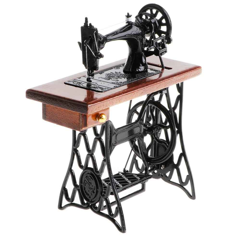 1/10th Mini Vintage Desktop Sewing Machine Mechanism Diecast Vehicle Model Playset Toy Ornament Brown