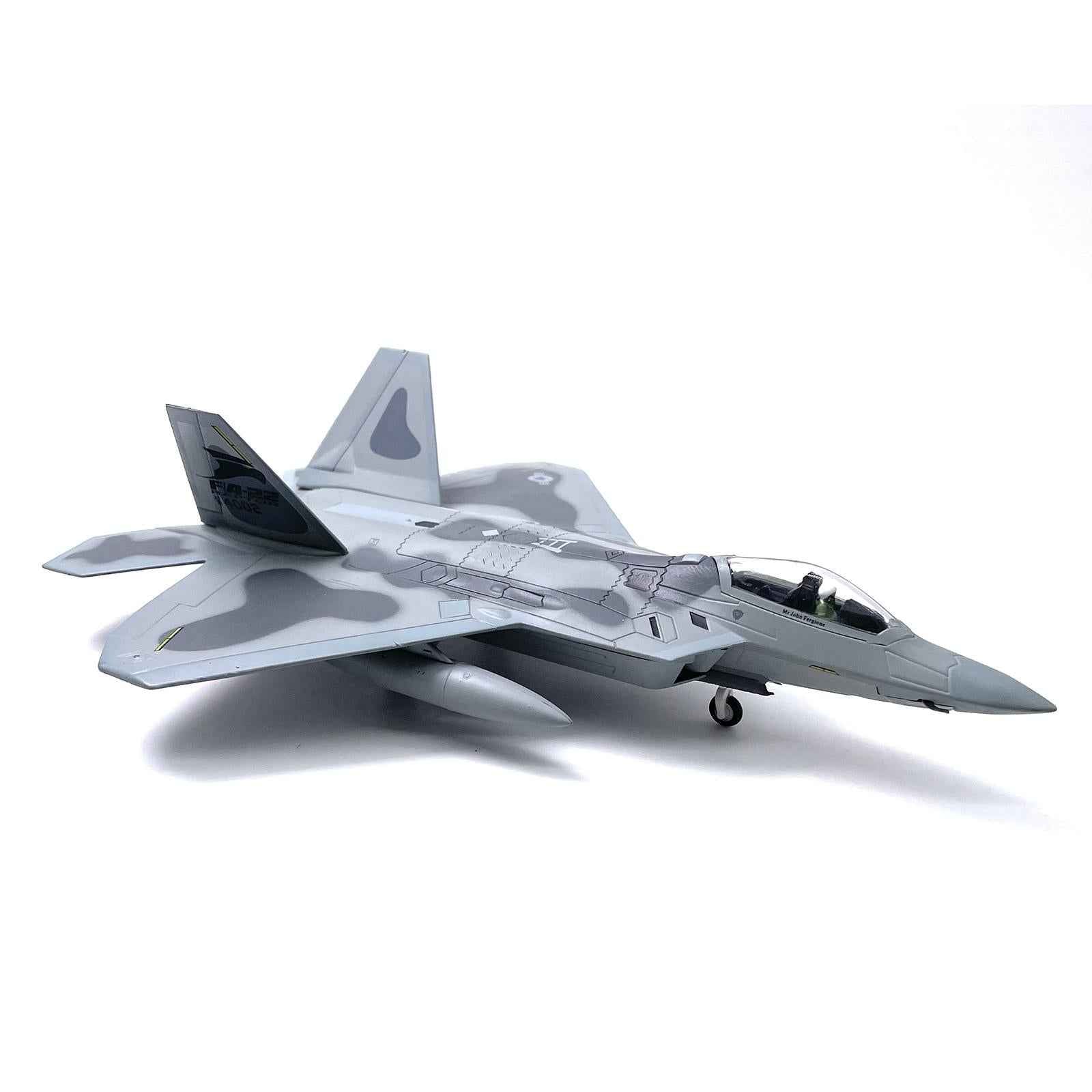 USA Airlines F-22 Raptor Airplane Model Fighter Aircraft 1/100 DieCast Model