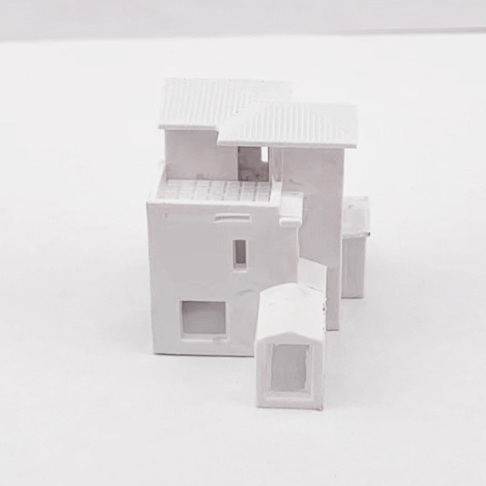 Miniature Unpainted House Landscape Railway Train 1:500 Dollhouse Decoration Style B