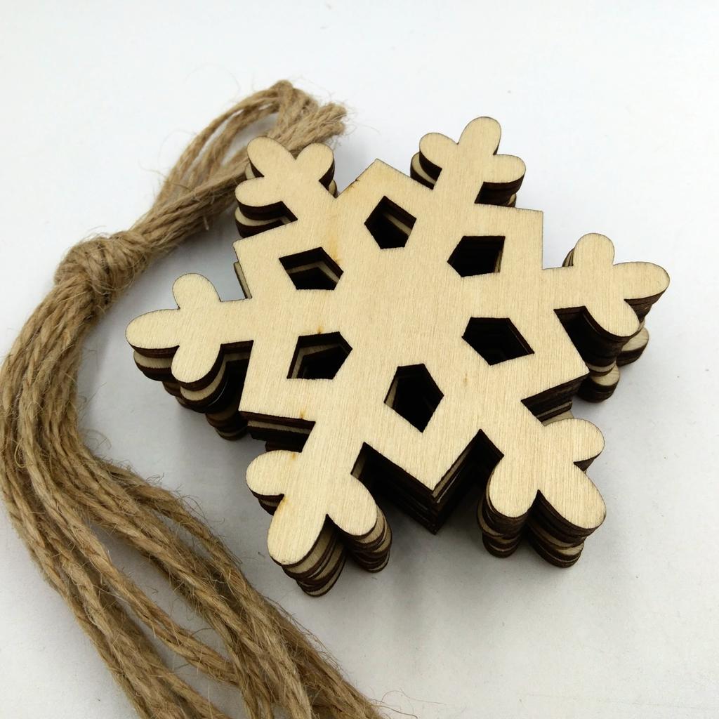 20pcs Wooden Snowflake Pendants Ornament Xmas Tree Scrapbooking Crafts Decor