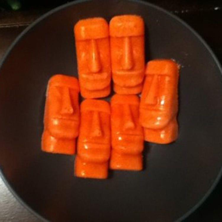 5 PCS Multi-purpose Easter Statue Style TPR Dessert Ice Lattice Mold Tray，Size：20.5*10.6*2.4cm
