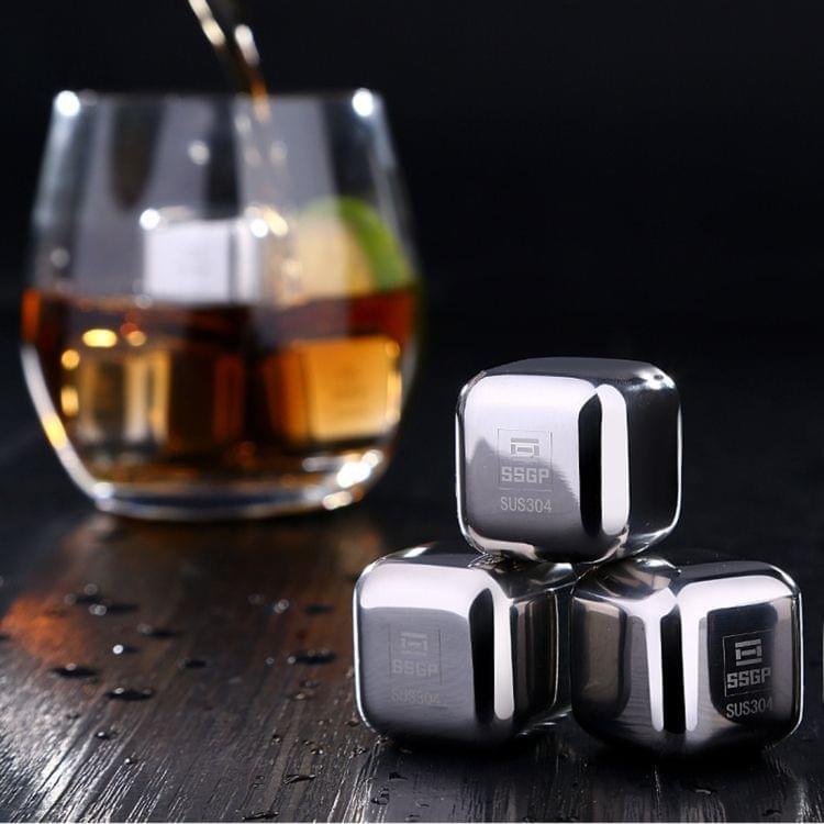 4 PCS Stainless Steel Chilling Reusable Ice Cubes for Whiskey, Vodka, Liqueurs
