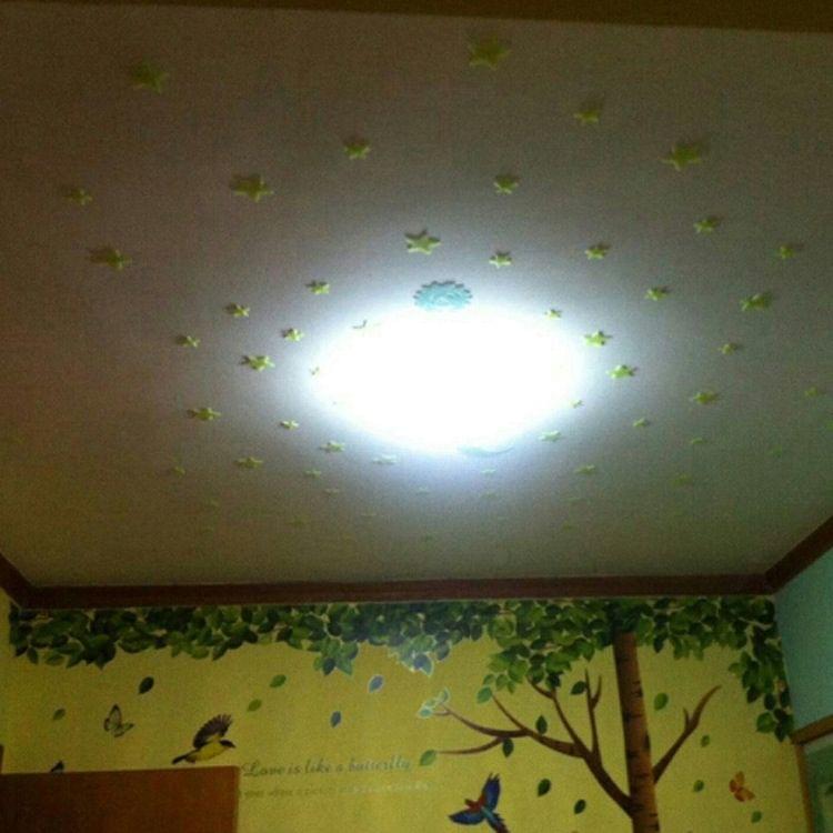 100PC Kids Bedroom Glow Wall Stickers Stars