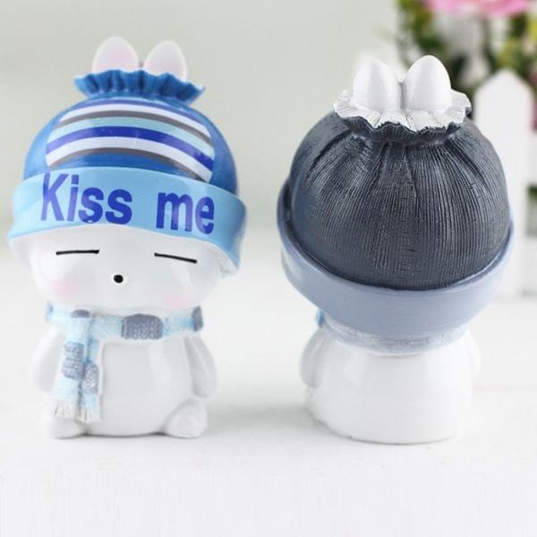 2 PCS Resin Crafts Letters Print Rabbit Couple Ornaments Room Desk Art Car Decoration Gift