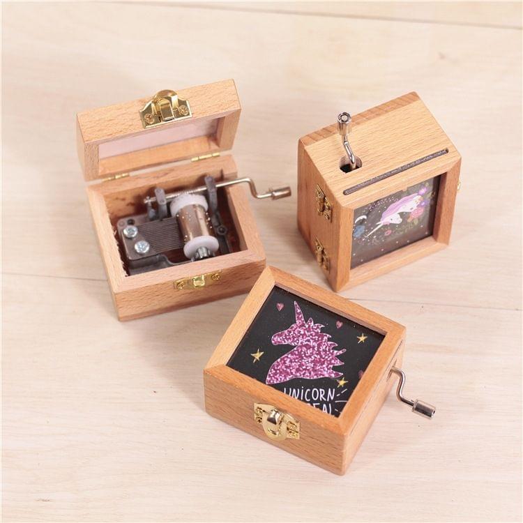 Unicorn Pattern Retro Style Wooden Hand Cranking Music Box Home Decoration