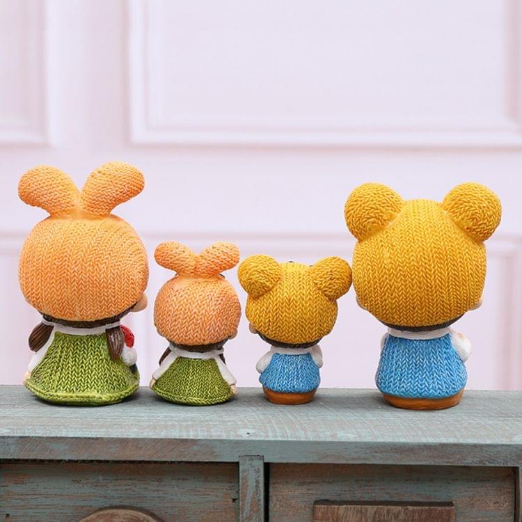 Sweet Cartoon Family Set of 4 for Home House Decoration Desk Ornament