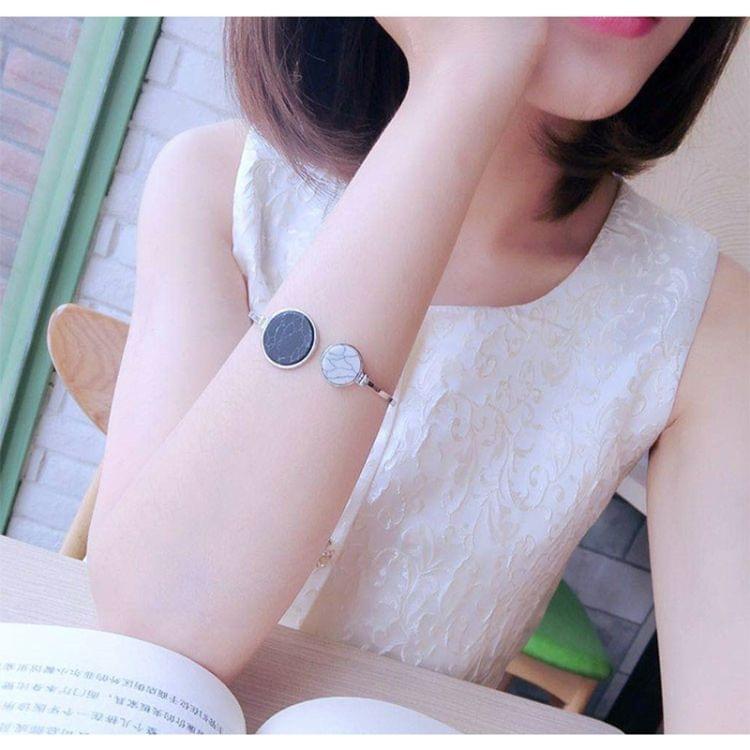 Faux Marble Stone Round Geometric Bangle Gold Circle Cuff Bangle Bracelet(Black White)