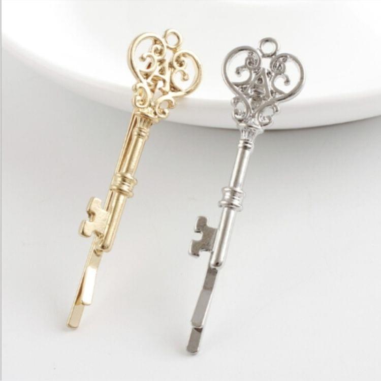 Vintage Ladies Hairpin Mini Key Hairpin Word Clip Gair Accessories(Silver)