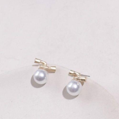 Gold Geometric Irregular Natural Freshwater Pearl Stud Earrings(Double-Headed Earrings)