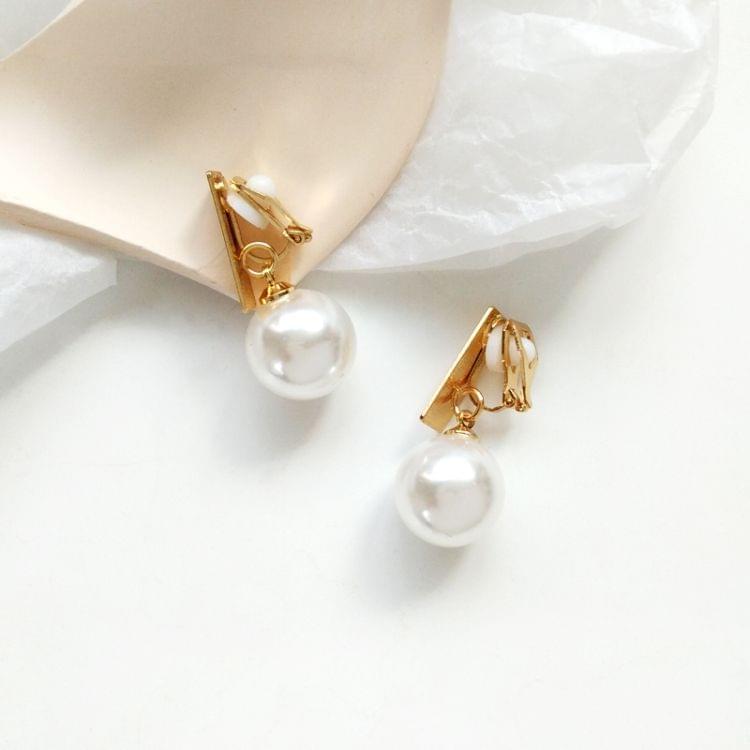 Fashion Simple Metal Geometric Pearl Earring for Girls(Clip Earrings)