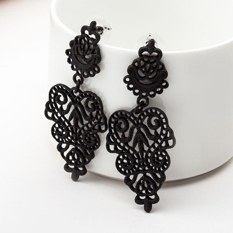 Wild Maple Leaf Stud Earrings Creative Openwork Flower Earrings(black)