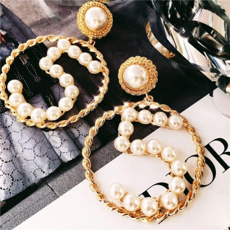 Women Simple Metal Braided Hollow Ring Earrings Personality Number 5 Pearl Earrings(gold)