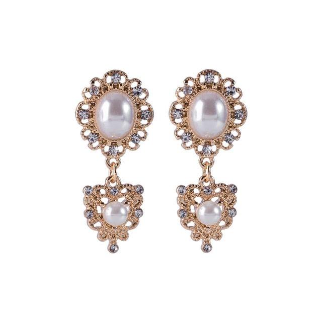 Vintage Metal Flower Simulated Pearl Earrings For Women(Stud Earring)