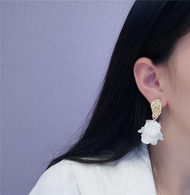 925 Silver Resin Petal Women Exaggerated Personality Irregular Metal Earrings