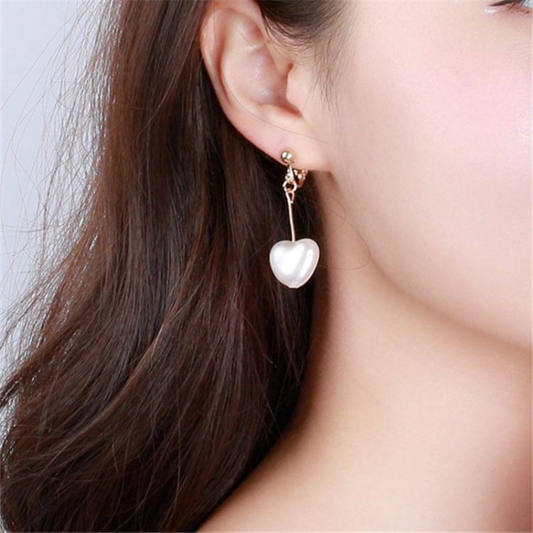 Vintage Women Love Heart Pearl stud Earrings