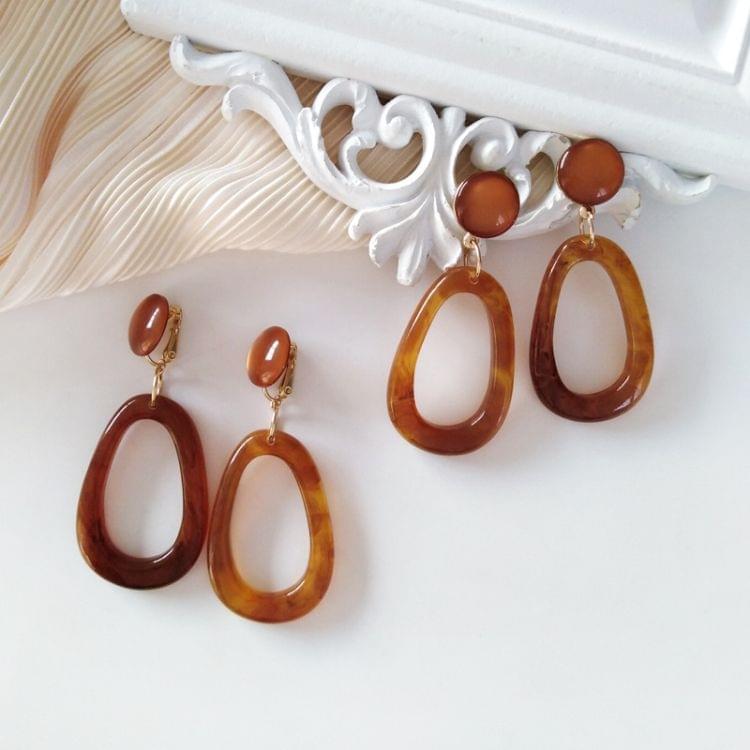 Retro Women Big Round Geometry out Oval Clip Earrings(brown clip earring)